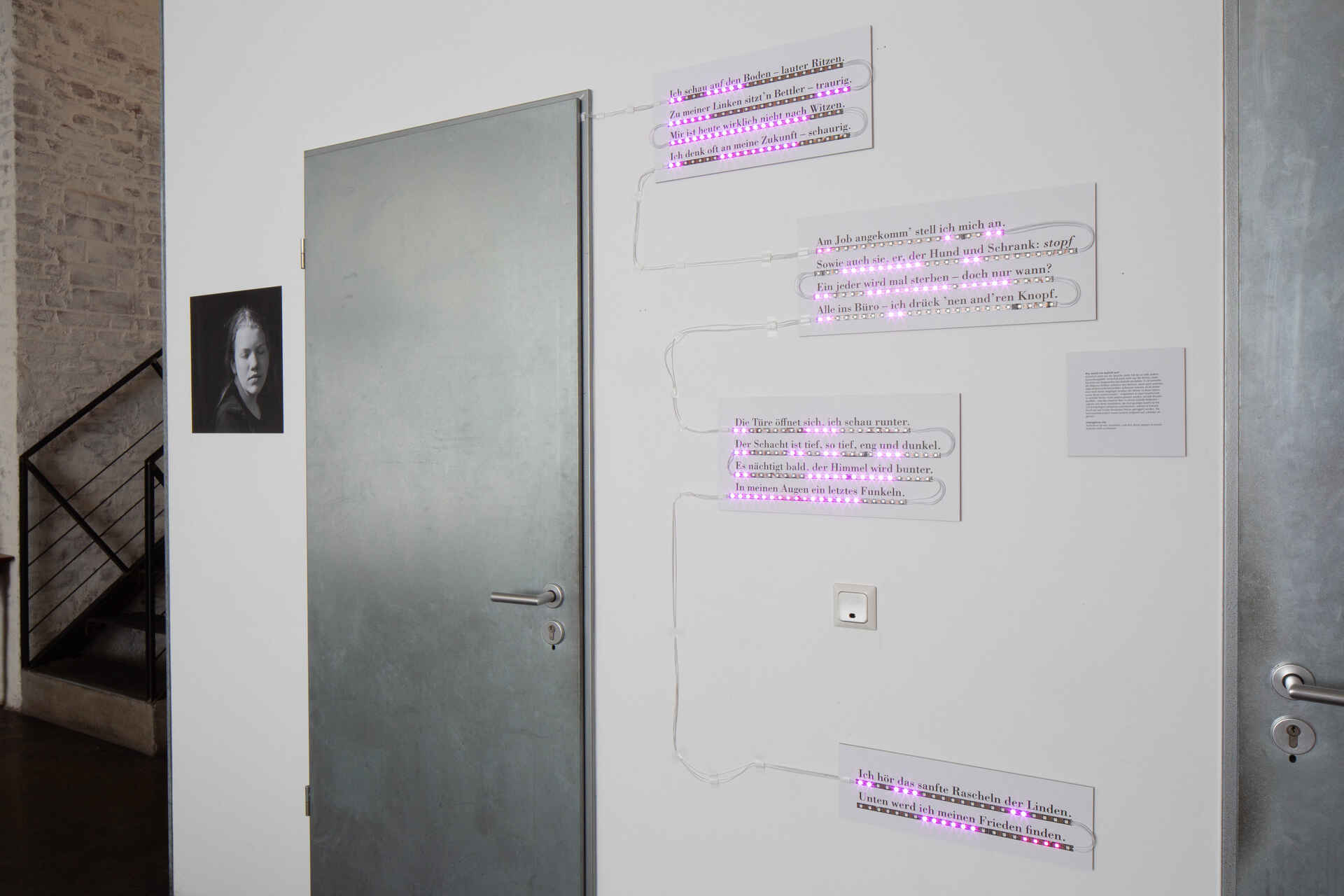 fotografiert von Martin Frech: Funkelnde 𝔽₂-Fragmente (Schrägansicht) fotografiert von Martin Frech: Funkelnde 𝔽₂-Fragmente (Schrägansicht)